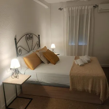 Grupo Limcotel El Paseito De Concha-mesquita-parking Apartment Cordoba