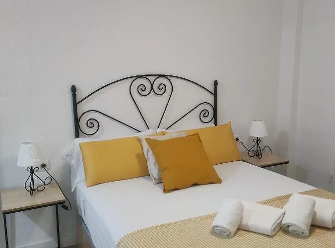 Grupo Limcotel El Paseito De Concha-mesquita-parking Córdoba