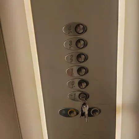 Grupo Limcotel El Paseito De Concha-mesquita-parking